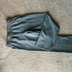 Lululemon regular length softstreme straight pant